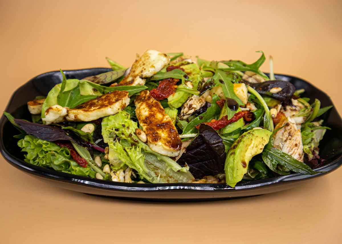 Chargrill Halloumi And Chicken Salad